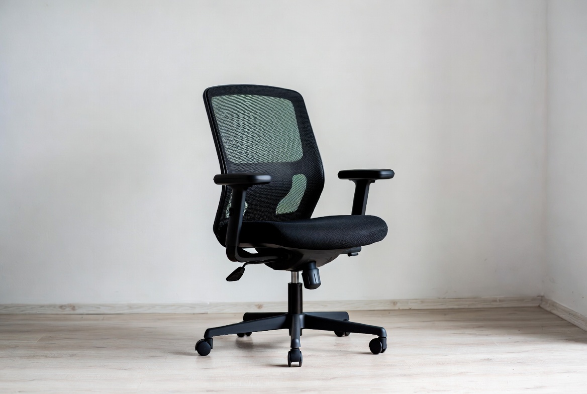 Best Desk Chair for Petite Women